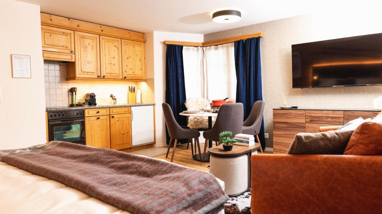 Wunderstay Alpine 16 Chic Studio Central Location Клостерс Екстериор снимка